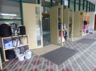 荷物棚設置状況②(玄関入り口前ポーチ)
